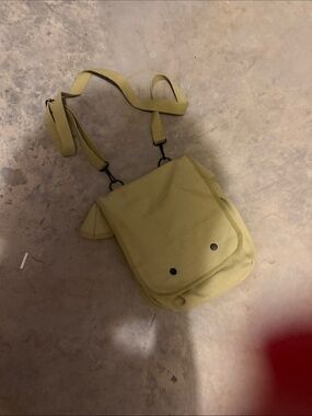 Canvas Crossbody Bag in Light Olive - Minimalist Everyday Style